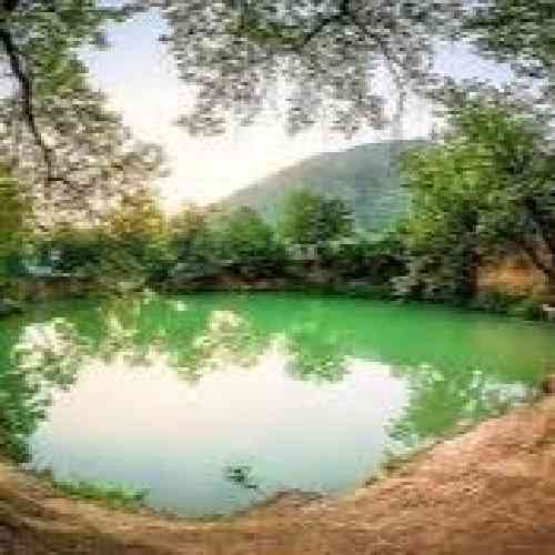  خیال نکن دنیا به کامت شده نمیخوامت تکیه کلامت شده